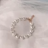 Fili di perline Elegante braccialetto di perle a cuore per donna Acrilico trasparente Perline creative fatte a mano Fation Jewerly Fawn22