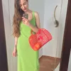 Totes Woman Summer Jelly Bag Portable Vegetable Basket Hollow flicka stor kapacitet Holiday Handbag251Z