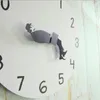 Orologi da parete Commedia britannica ispirata Ministero di Silly Walk Orologio Comico Decorazioni per la casa Novità Guarda Funny Walking Silent Mute2458637