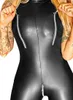 Sexy schwarzer nasse Look Reißverschluss Kunstleder -Overall PVC Latex CatSuit Club Kochkostüme Frauen offener Schritt Bodysuit Fetischuniformen 22082164