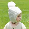 Sevimli Ponpom Bebek Şapka Eldiven Seti Sıcak Kış Çocuklar Bere Şapka Tığ Katı Renk Kulak Koruma Yürüyor Çocuk Bonnet Kap Yeni Y21111