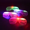 Party Decoration 71PCS Kid Dorosłych LED Light Up Toys Favors Glow W Dark Supplies Finger Lights Pierścienie Migające okulary Bransoletka