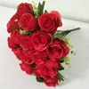 Ghirlande di fiori decorativi 40 cm 18 rami Bouquet da sposa da sposa Simulazione Rose Party Room Decor Falso fiore artificiale Artigianato Orna