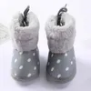 Baby baby meisje jongen zachte enige katoenen schoenen polka dot plus fluwelen snowboots baby eerste wandelschoenen G1023