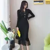Bahar Kadınlar 2 Parça Set Dantel Patchwork V Boyun Hırka Örgü Kazak + Uzun Elastik Bel Mermaid Etek Ofis Suit 210514