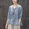 夏の芸術のスタイルの女性半袖ルースVネックティーシャツフェムムトップスヴィンテージ刺繍コットンリネンTシャツプラスサイズM116 210512