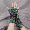 Vintage Long Fingerless Femmes Sexy Dentelle Gants Dames Danse Demi-Doigt Gants En Résille Creux Haute Élasticité Maille Mitaine Y0827