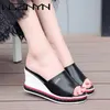 2021 Zomerstijl arriveerde sexy platform Wedges White Sandals Women Fashion Outdoor High Heel Female Slippers Gladiator Sandalen