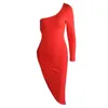 Viifaa Jedno ramię Sexy Wytnij Side Asymetryczne Hem Bodycon Dresses Kobiety Ruched Clubwear Midi Party Dress X0529