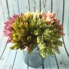 30ピース/ 1バンドルシミュレーショングリーン植物の人工プラスチック製の花のための家のテーブル装飾的な結婚式のdiyキャンディーギフトボックスの花の花輪