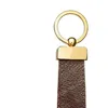 2021 KeyChain Key Chain Buckle Lovers Car Handmade Leather Keychains Men Women Bags Pendant Accessories 10 F￤rg 69000 65221 med 285Z