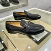 2023 أحذية اللباس الرسمي للرجال اللطيف الفاخرة أحذية جلدية حقيقية مدببة إصبع القدم المصمم للأعمال Oxfords غير الرسمية