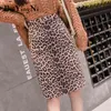 Leopardプリントスカート女性のセクシーなスエードのMidi鉛筆ハイウエストラップレディースショートサイアビンテージ秋210506