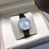 Montre de Luxe Diamond Watch Watch Watch Watches 30 мм Швейцарское кварцевое движение Прекрасное Стальное корпус импортированных теленок Кожаный ремешок наручные часы