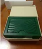 2022 Grüne Boxen Papiere Geschenk Uhren Box Leder Tasche Karte 0,8 kg 185mm * 134mm * 84mm für Armbanduhren Boxe Zertifikat + Handtasche