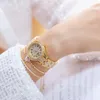 Kobieta zegarki 2021 Słynna sukienka Top Gold Diamond Golden Clock Quartz Ladies WristWatches287o