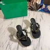 Tasarımcı Kadın sandalet Moda plaj Sandalet Düz Slaytlar Parmak Arası Terlikler Dokuma terlik Kadın Tasarımcılar kutu Boyut 35-41 ile silde