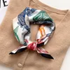 Новый 100% натуральный реальный шелковый шарф моды женщины 53 * 53см шеи шарфы шаль бандана хиджаб пашмина сумка шарфс квадрат для дам