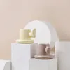 創造的な陶磁器のマグカッグかわいい色の親指の素晴らしい足楽しい漫画カップのディスク朝食のミルクコーヒーとカップ