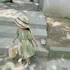 100 % Baumwolle Kleinkind Mädchen Kleid für Kinder Freizeitkleidung Solid Line Button A-Linie Sommerkleid 210529