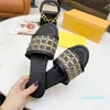 Designer Classics Sandals Sexy Kapcie Alfabet Slide Wild Paski Flip Flops Gumowe Slajdy Letnia Plaża Przyczynowy Pantofl Leather High 2021