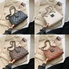 NXY handtas kleine zwarte PU lederen crossbody tas voor vrouwen winter merk ketting designer schouder s trend hand 0214