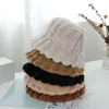 Sombreros nuevos para mujer, sombrero de cubo para otoño e invierno, sombrero de pescador cálido suave de felpa de piel sintética, gorras casuales de Panamá, estilo coreano plano para mujer