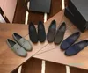 Цепная реакция мода мужская обувь черный и серый абразивный кожаный паук тисненный дизайн украшен нескользкой износом