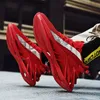 Skor Män Sneakers Man Casual Mens Tenis Luxury Skor Trainer Race Andas Fashion Loafers Running för 220216