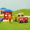 Design Großhandel Fahrzeug Spielzeug Holzeisenbahn Set pädagogisch für Kinder DIY Polizeiauto High School Bühne kompatibel