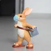 Collection de tous les jours Maison Décor Figurines Figurines d'animaux Mignon Lapin Piggy Chat Cadeau Grenouille avec Masque pour Bureau À Domicile 210924