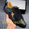 Homem Itália Bee Caminhada Sapato Baixo Feminino Tigre Cobra Verde Listras Vermelhas Casal Bordado Moda Tênis Chaussures B24