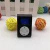 Mp3-плеер Mini USB с металлическим зажимом Портативный аудио ЖК-экран Поддержка FM-радио Micro SD TF-карта Lettore с кабелем для передачи данных для наушников469F5778288950