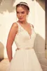 2022 레이스 구슬 라인 웨딩 드레스 V 넥 티어 디 워드 스커트 코트 기차 신부 드레스 가운 플러스 사이즈 Vestido de Noiva