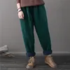 Johnature Corduroy Vintage Pants Solid Color Elastic Waist Trouser Winter Thick Warm Pockets Fleece Women Harem Pants 210521