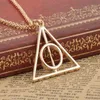 Hängsmycke Halsband Triangel Halsband Film Deathly Hallows Trendiga Smycken Långkedja 3 Färger