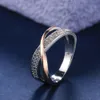 Verse twee toon X vorm cross ring met zijstenen voor vrouwen bruiloft trendy sieraden oogverblindende CZ steen grote moderne ringen anillos
