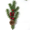 Dekorativa Blommor Kransar Röd Blandat Berry Xmas Tree Cone Juldekoration Konstgjord tallgren
