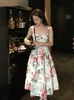 Französisch Vintage Floral Rüschen Sexy Bodycon Kleid Frauen Midi Strap Ärmellose Strand Party A-linie Kleider Robe 210608