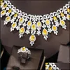 Kolczyki Naszyjnik Zestawy Biżuterii Soramoore 4 sztuk świecące Luksusowe Kwitnące Błyszczące 4 kolory Bangle Pierścień Zestaw Brides Wedding Jewellery Drop Dostarcz