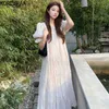 Korejpaa Kobiety Dress Summer Koreański Chic Francuski Miękki Elegancka Solid O Neck Plised Back Lace Up Bubble Rękaw Dresses 210526