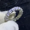 Storlek 5-10 Lyxig smycken Vigselringar Real 925 Sterling Silver Ins Top Sälj Runda Klipp 9mm Vit Topaz CZ Diamant Gemstones Eternity Kvinnor Par Bridal Ring Set Present