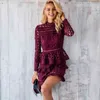 Frühling Sommer Selbstporträt Schichten Rüschen Partykleid Runway Frauen Weinrot Spitze aushöhlen Kurzkuchen Vestidos 210506