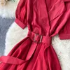 Bureau d'été dames rouge/noir/vert robe irrégulière femmes élégant col cranté manches courtes taille haute grande balançoire robes nouveau Y0603
