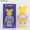 Nieuwe Bearbrick Building Block Geweld Beer 2020 Macao Limited Um Gele Eieren voor duizenden jaren 400% Trend Speelgoed Handgemaakte Doll Ornamenten 28cm