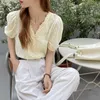 Summer Gentle V-Neck Hollow Out Girls Casual Sweet Basic OL Streetwear All Match Short Sleeves Florals Shirts 210525