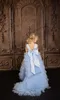 Lovely Tiered Ruffles Flower Girls Dresses Ärmlös O Neck Tulle Pageant Klänningar Anpassa Little Girl's Birthday Party Dress