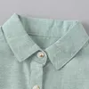 夏の子供たちはカジュアルな半袖シングルブレストグリーンソリッドTシャツ縞模様のロンパース2ピースの女の子男の子服セット210629