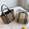 Torby na zakupy Lato Handmade Dla Kobiet Tkactwo Damskie Słoma Plaża Rattan Kintted Torebki Bohemia Dzianiny Ramię Bag220307