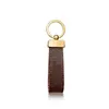 2022 Luxury Designer Keychain L Key Chain Buckle Keychains Lovers Car Handgjorda läder Män kvinnor Väskor Keys Ring Pendant Accessorie3817973